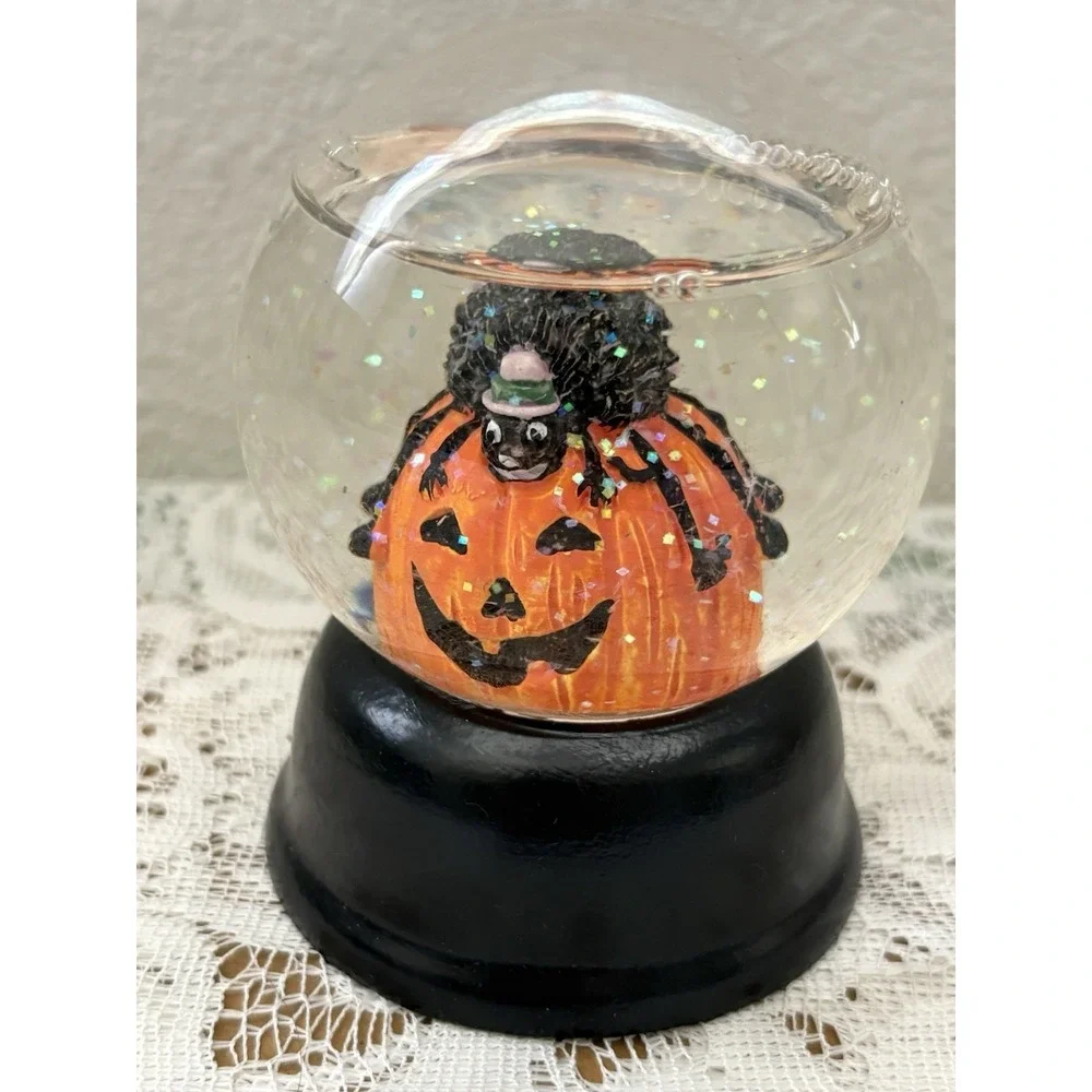 Vintage Halloween Jack-O'-Lantern Spider Water Globe